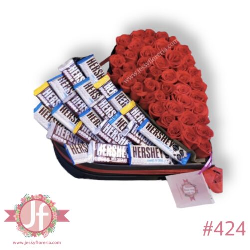 Bonche buchón de 50 rosas ychocolates Ferrero y tu corona 👑 de