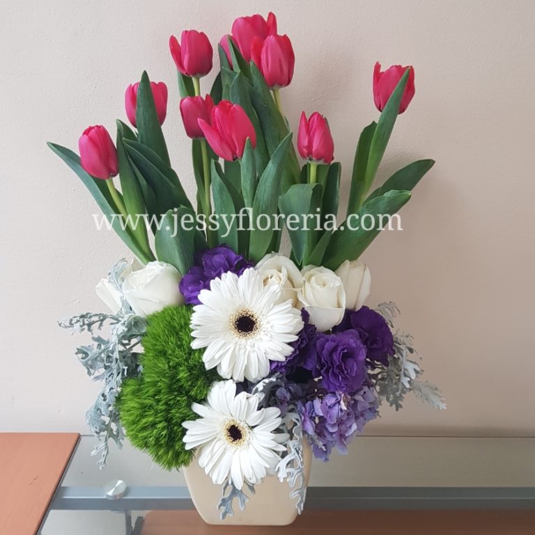 Tulipanes Vintage – Jessy Floreria