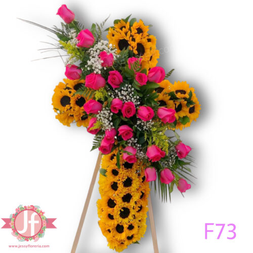 f73-cruz-funebre-de-girasoles-y-rosas-fucsia-en-tripie