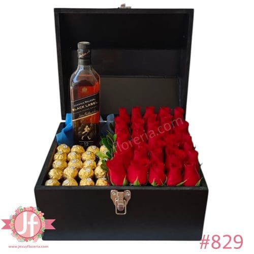 829-cofre-negro-con-40-rosas-rojas-ferreros-y-black-label